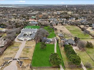 1459 Sunshine Ln, Southlake, TX 76092