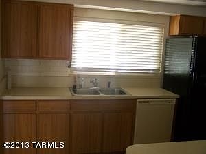 5th image of 7501 N Camino De Maximillian