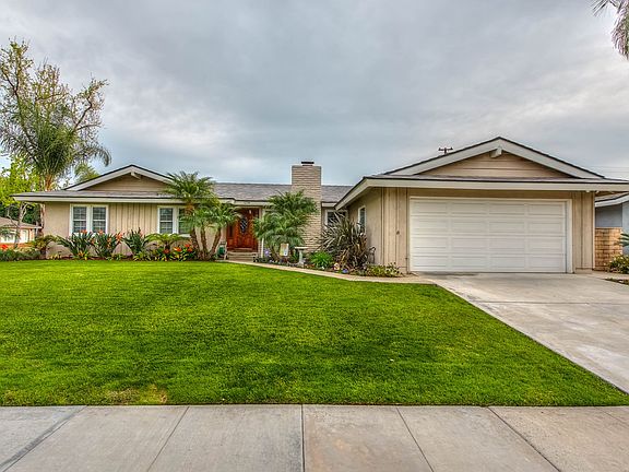 3rd image of 1234 E Del Mar Ave