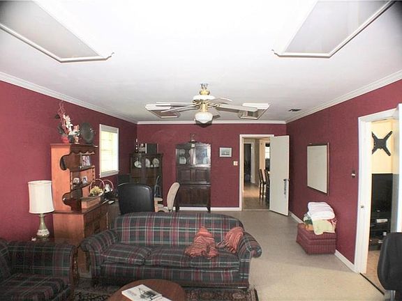 4th image of 412 Durande Dr