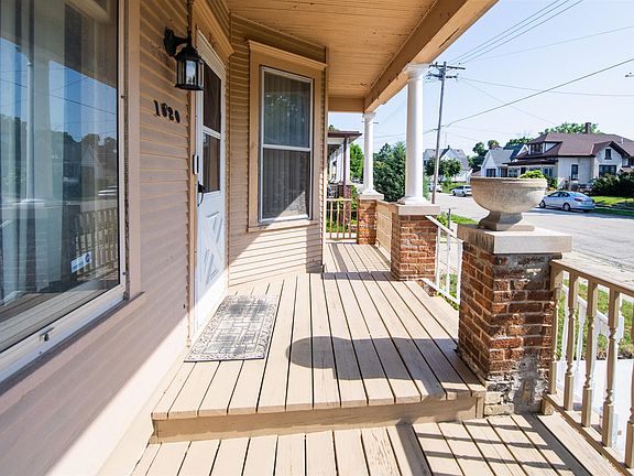 5th image of 1820 Geneva St