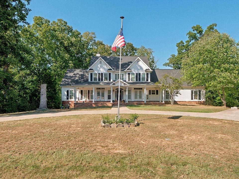 1st image of 2010 Blue Ribbon Cir