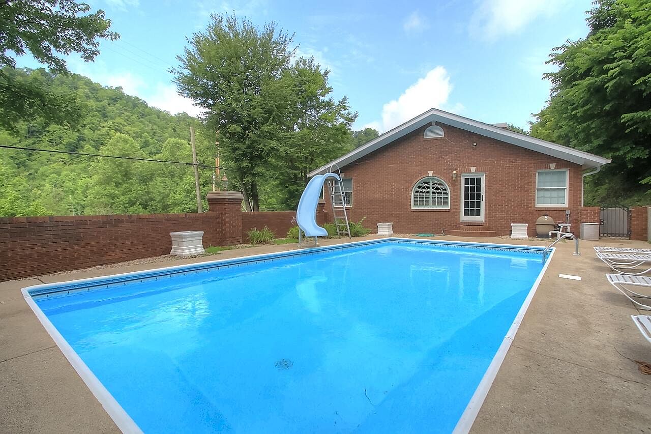 1065 Wooton Rd, Wooton, KY 41776 Zillow