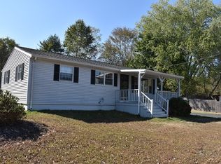 21 Chipaway Rd, East Freetown, MA 02717