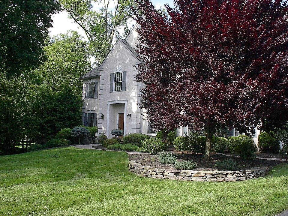2nd image of 709 Marietta Dr