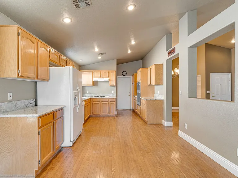 1842 Stablegate Ave — Photo 10