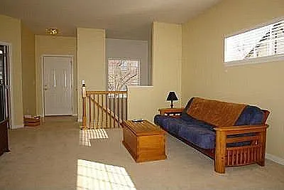 1503 Haymarket St — Photo 8