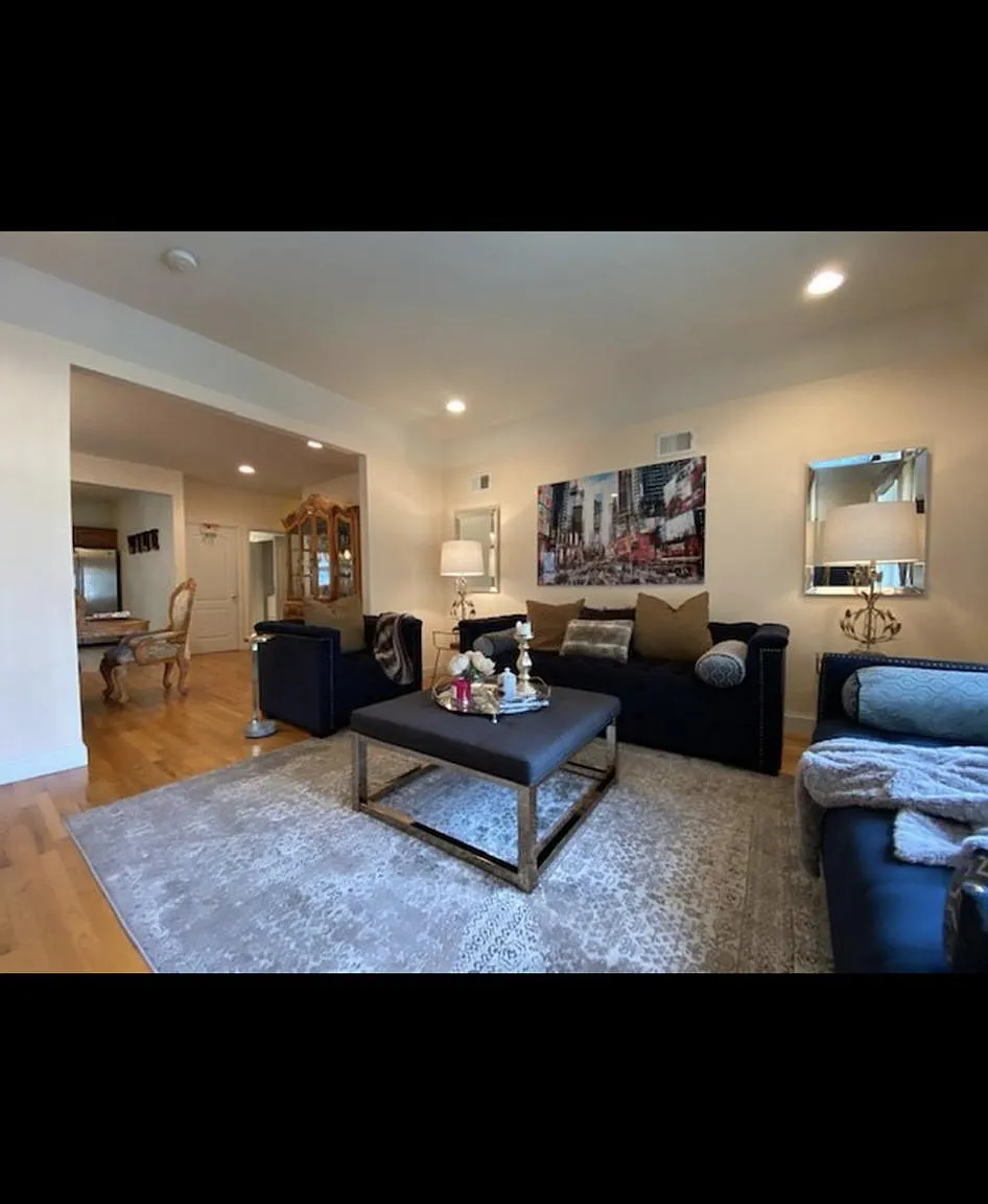3 bed, 1800 sqft, $3,300 — Photo 3