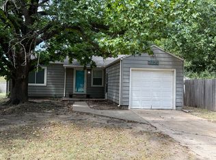 2225 S Grove St, Wichita, KS 67211