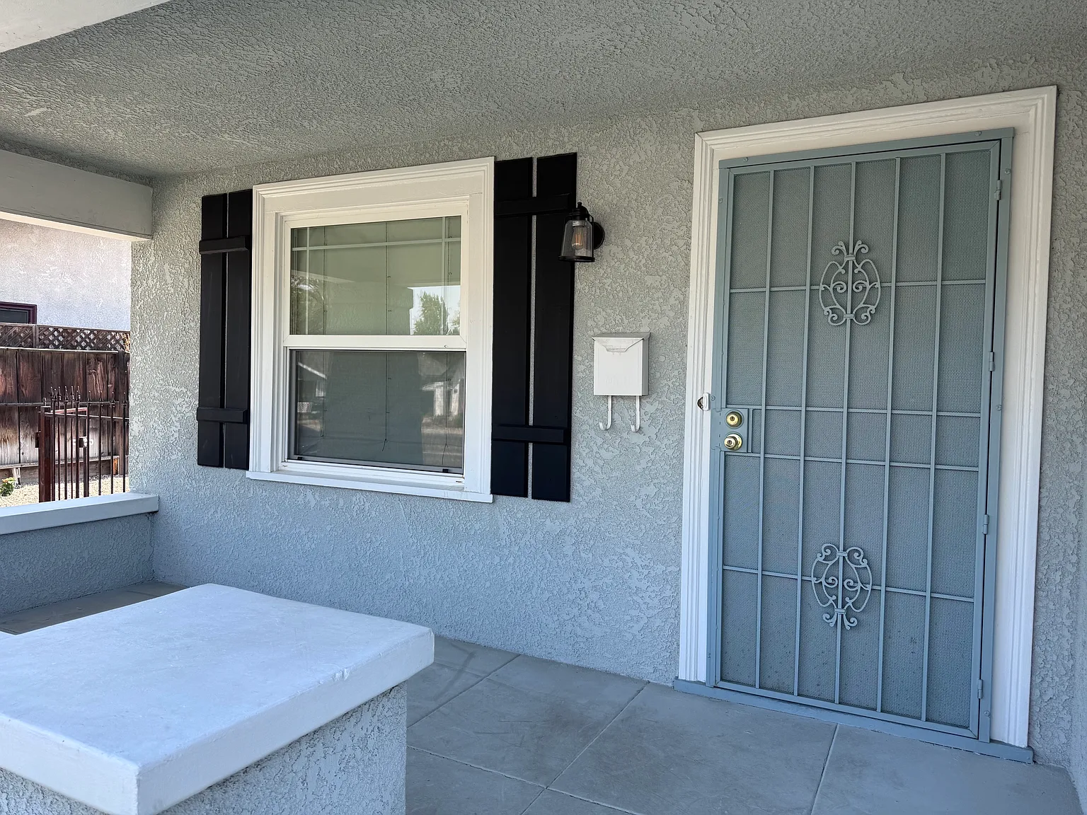 4 bed, 2.5 bath, 1800 sqft, $2,995 — Photo 3