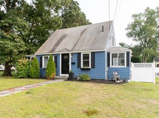 25 Warren Ave, Chelmsford, MA 01824