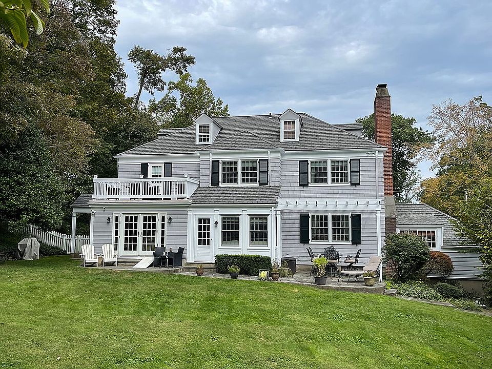 1st image of 15 Fellswood Dr