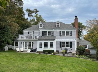 15 Fellswood Dr, Verona, NJ 07044