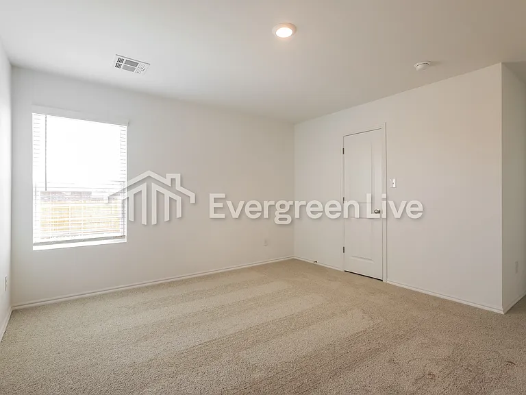 10904 SW 22nd St — Photo 8