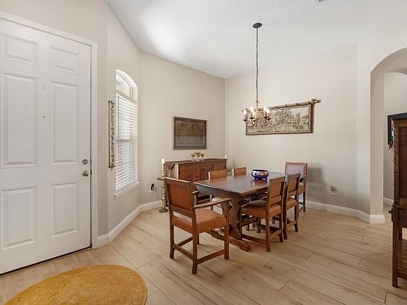 4th image of 6105 Little Springs Ct