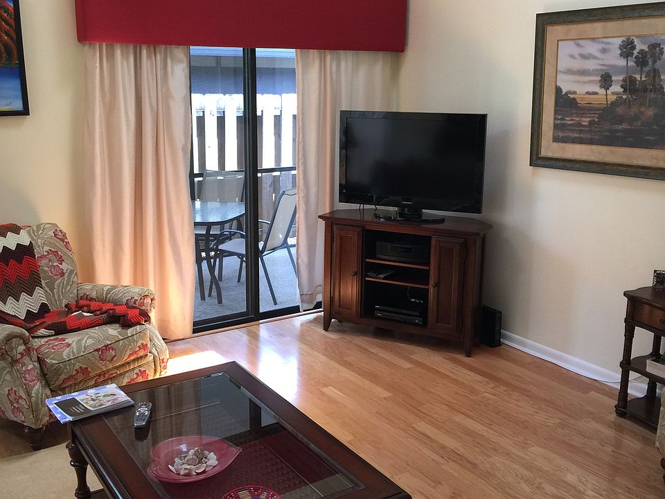 1st image of 820 Meadowland Dr APT A