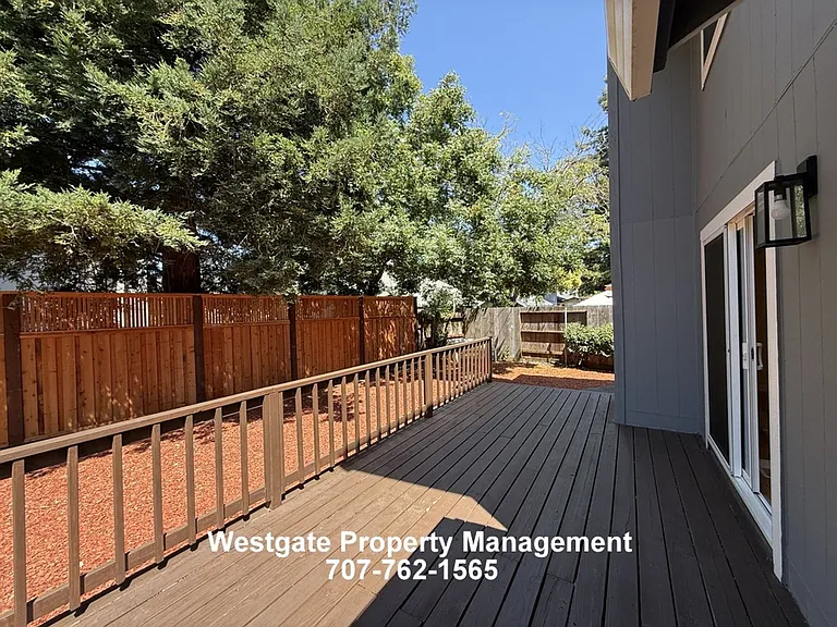 4367 Gloria Ct — Photo 6