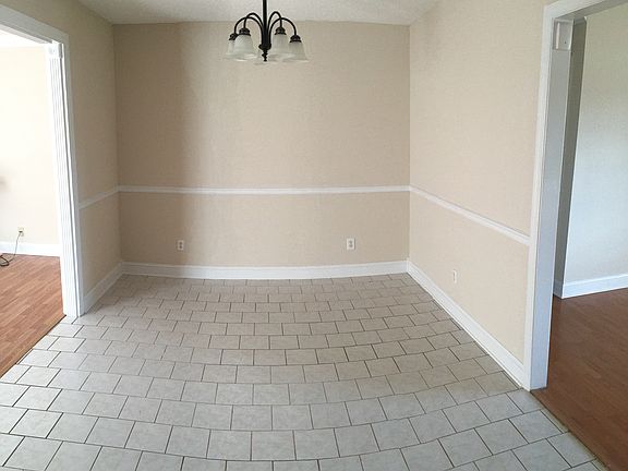5th image of 280 Sage Brush Ln