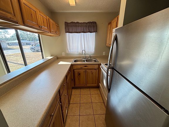 4th image of 3873 NW Huntsboro St APT 101
