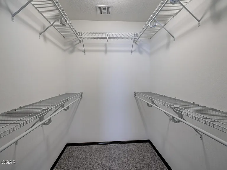 1233 Montana Pl — Photo 34