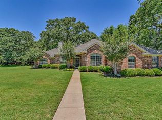 3025 Big Springs Dr, Joshua, TX 76058