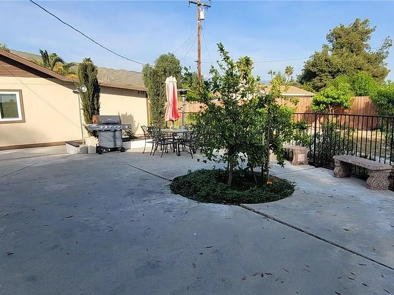 635 Idyllwild Dr — Photo 4
