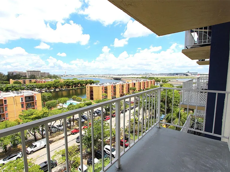 801 NW 47th Ave #806W — Photo 10