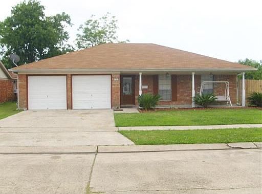 1st image of 102 Saint James Dr
