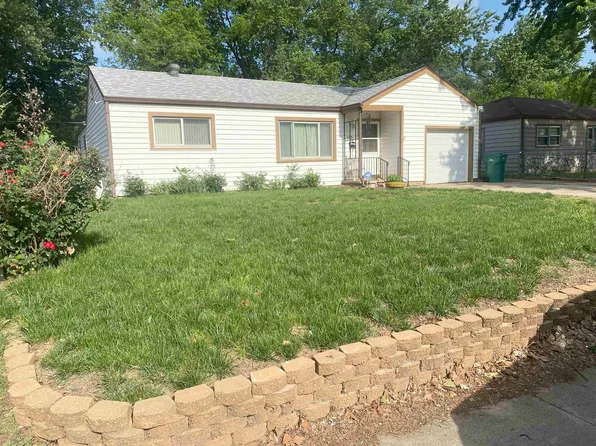175 S Wire Ave, Haysville, KS 67060