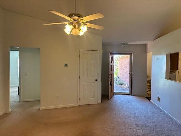 3rd image of 149 Oakleaf Cir