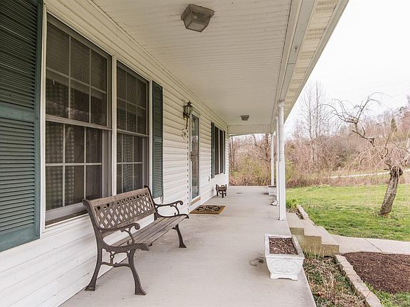 5th image of 789 S Dogwood Dr