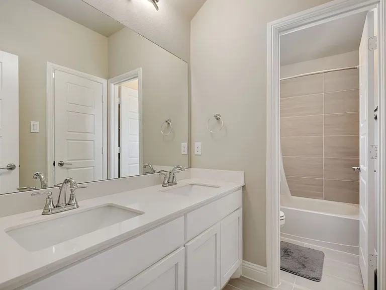 6842 Gavin Dr — Photo 28