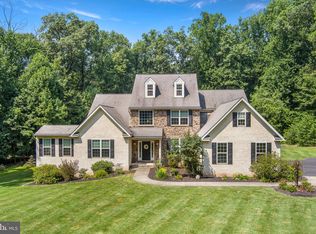 2715 Chestnut Hill Rd, Pottstown, PA 19465