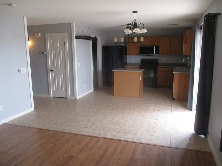 6057 E Sunrise Cir — Photo 3