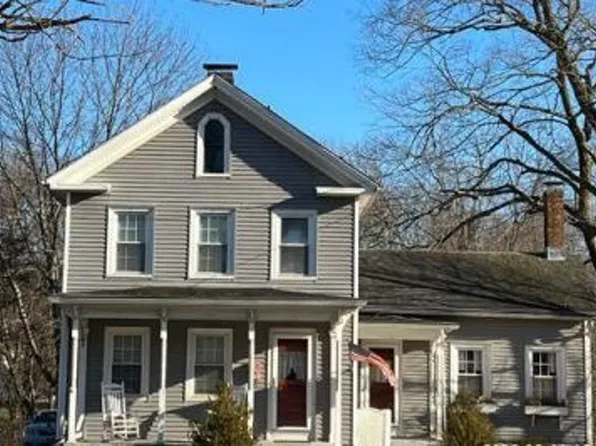 236 S Elm St, Wallingford, CT 06492