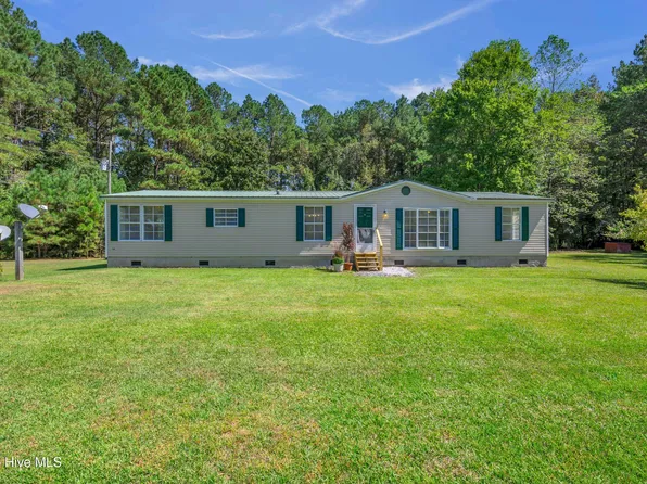 3213 Rooks Road, Atkinson, NC 28421