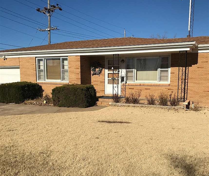 1st image of 200 University Dr