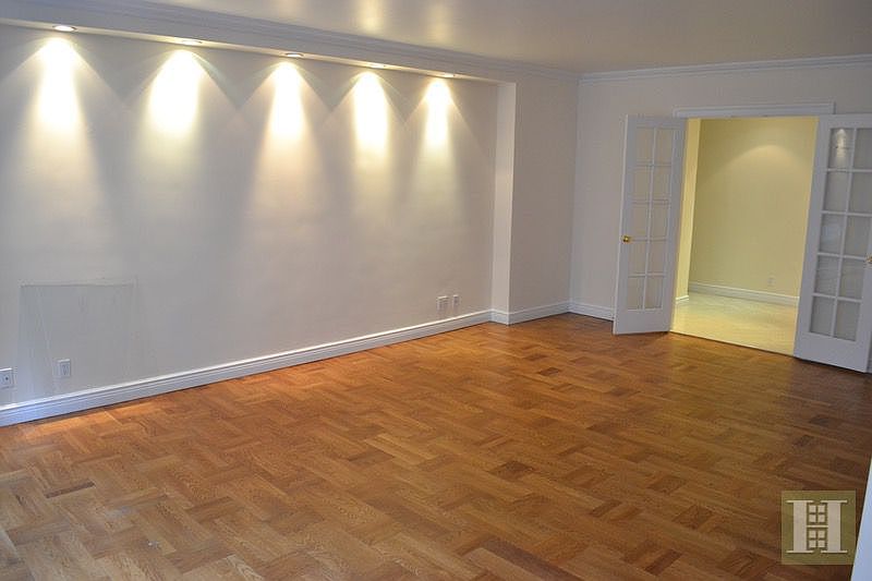 1st image of 60 W 57th St APT 8A