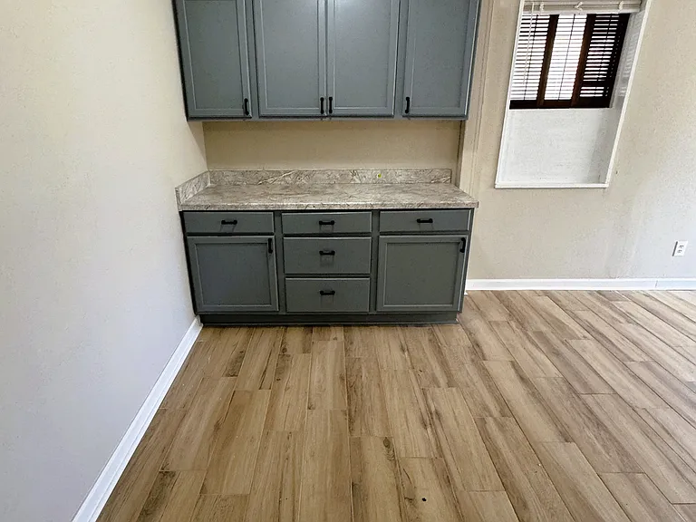 961 N Perkins Rd — Photo 5