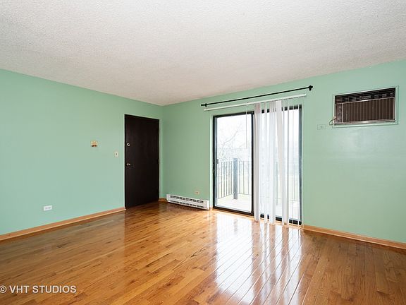 4th image of 214 Klein Creek Ct APT 5E