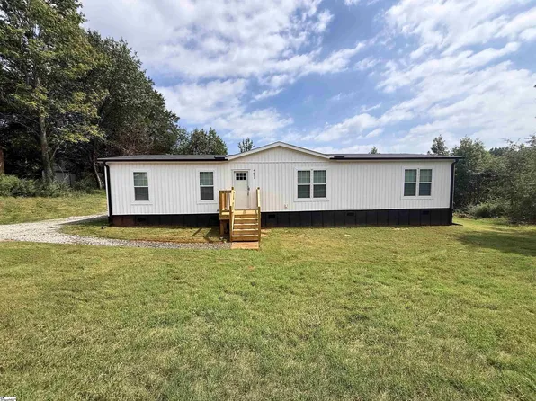 4631 Moorefield Memorial Hwy, Pickens, SC 29671