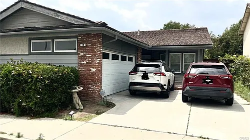 19 Fulton Photo 1