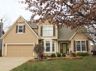 5406 Hilltop Dr, Shawnee, KS 66226