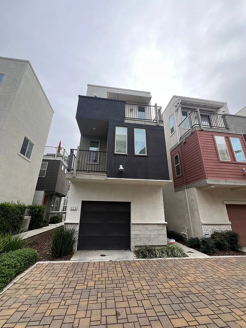 Building Photo - 333 Crate Ave