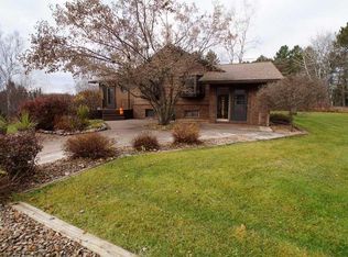 5654 Hermantown Rd, Hermantown, MN 55810
