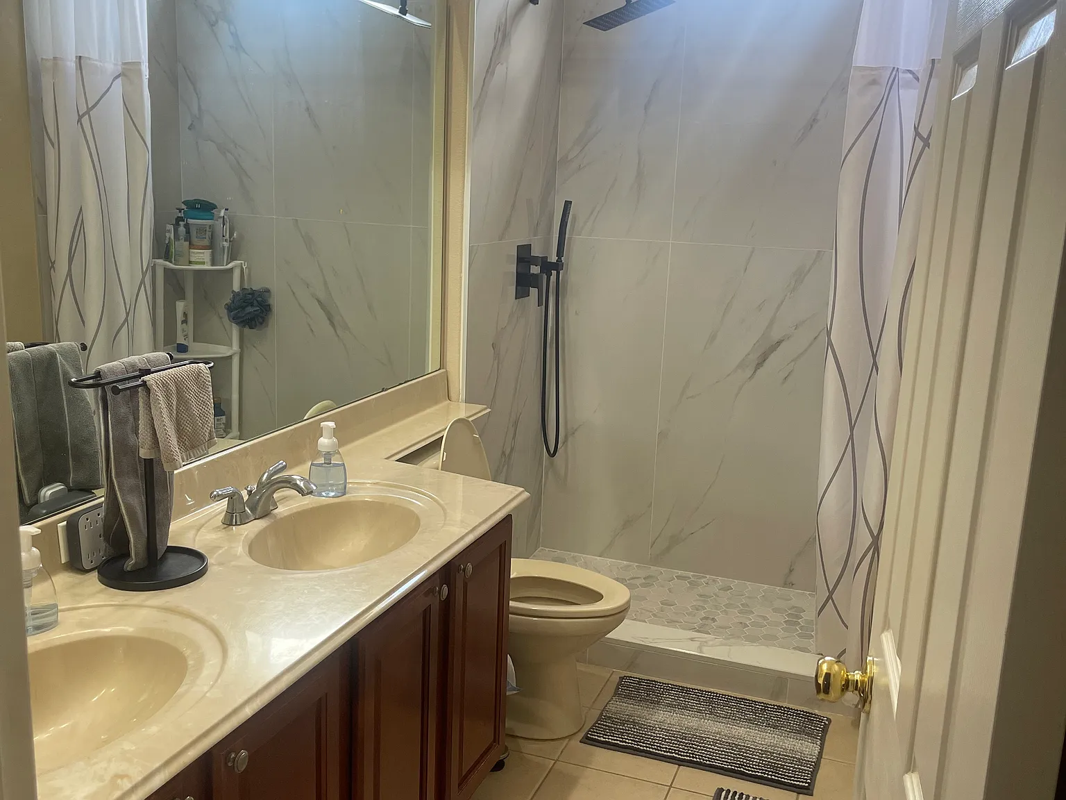 4 bed, 2.5 bath, 3000 sqft, $690 — Photo 4