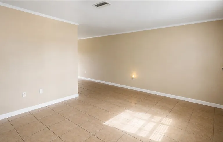 31259 Fernway St — Photo 5