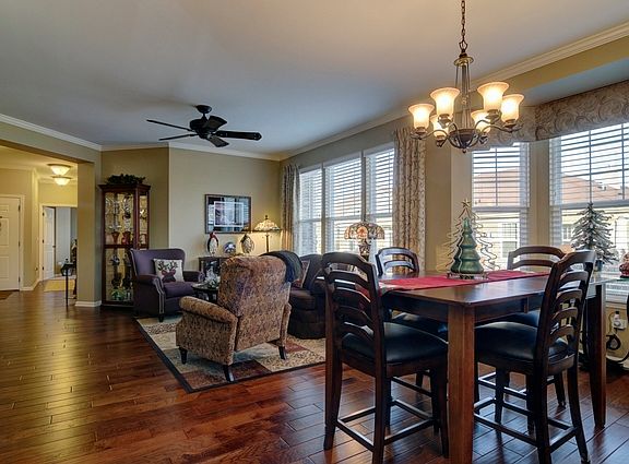 5th image of 4022 Chapel Hill Ave