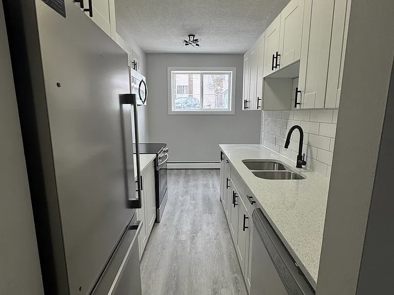 10930 53rd Ave NW — Photo 7