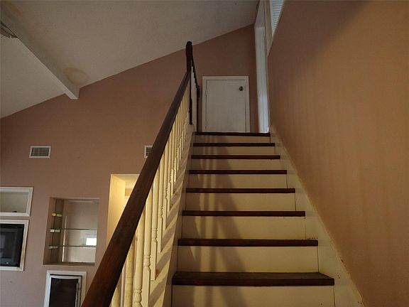 5th image of 3303 Rockrill Dr